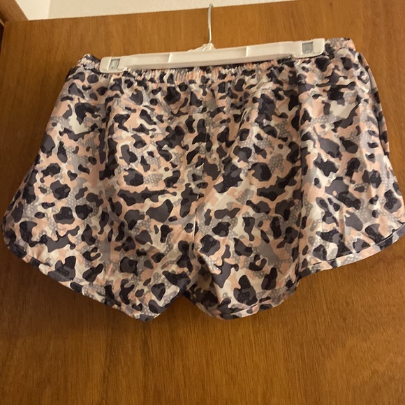 Camp running shorts - Picture 2 of 4